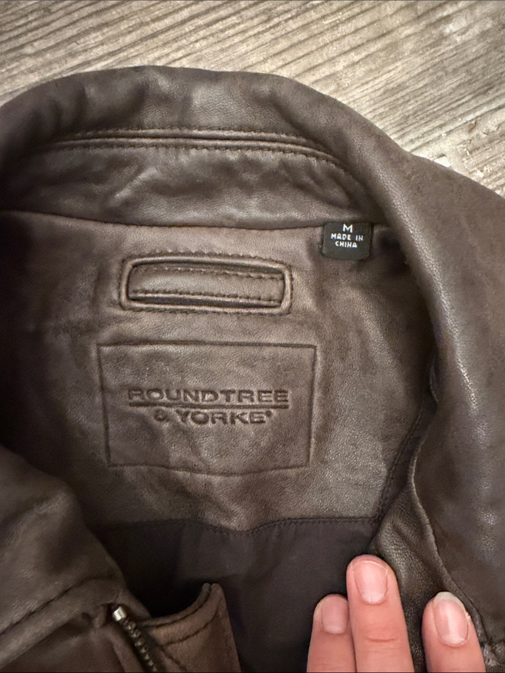 Roundtree & Yorke Brown Leather Bomber Jacket - Picture 2 of 8